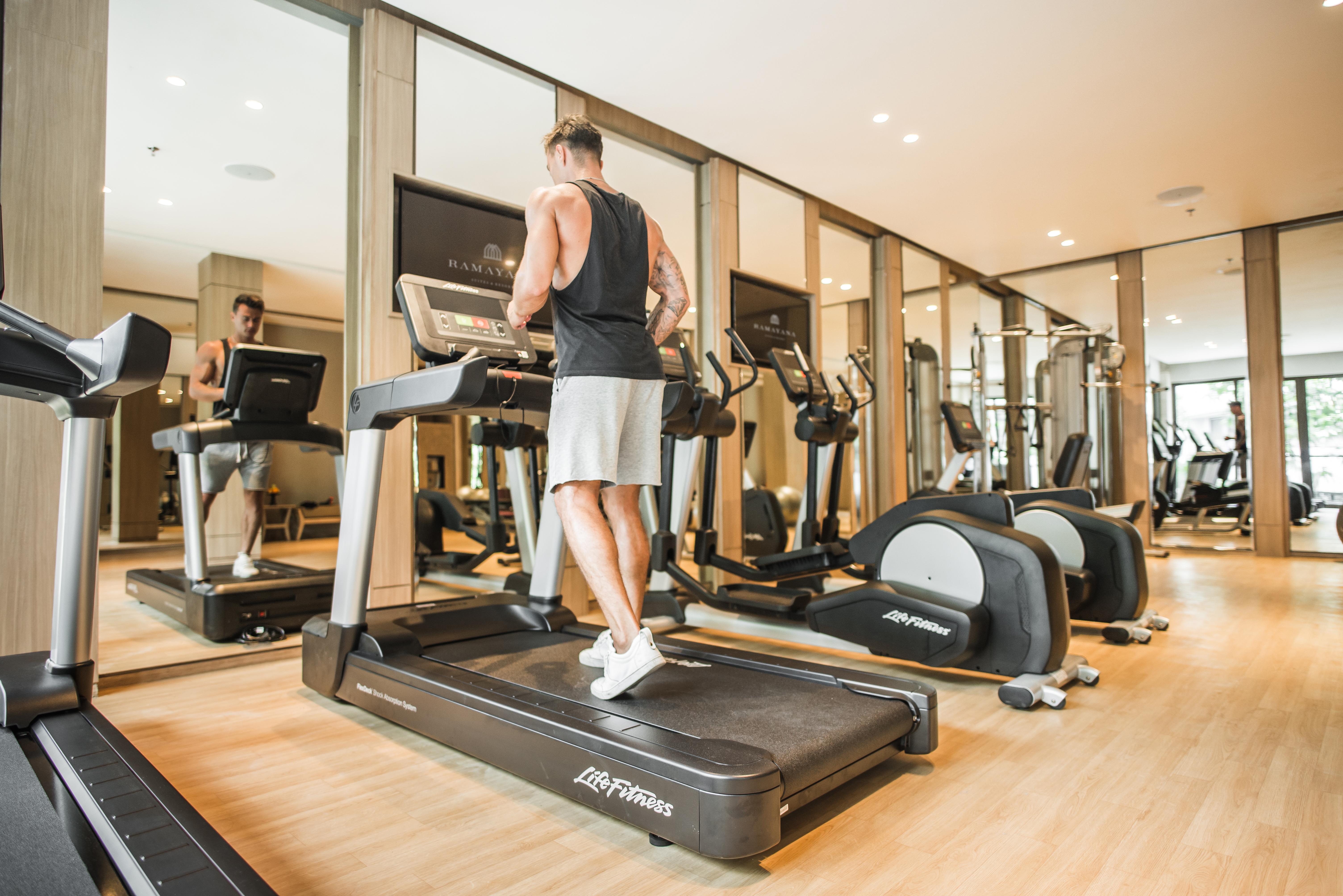 Ramayana Suites And Resort Кута Екстериор снимка A treadmill