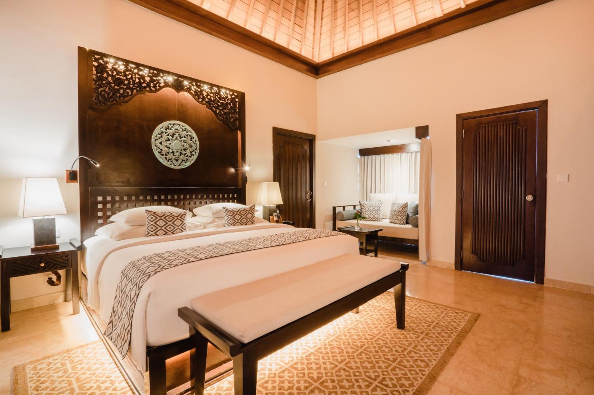 Ramayana Suites And Resort Кута Екстериор снимка A bedroom at the Oberoi Dubai